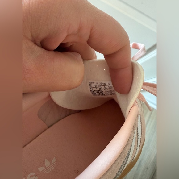 adidas Pink Suede Gazelle Sneaker with White Stripes - Picture 7 of 7